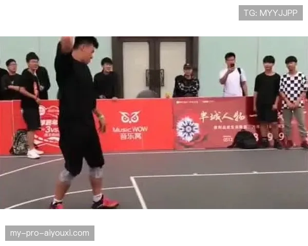 详解篮球防守规则中的合法防守位置与圆柱体原则 详解篮球防守规则中的合法防守位置与圆柱体原则